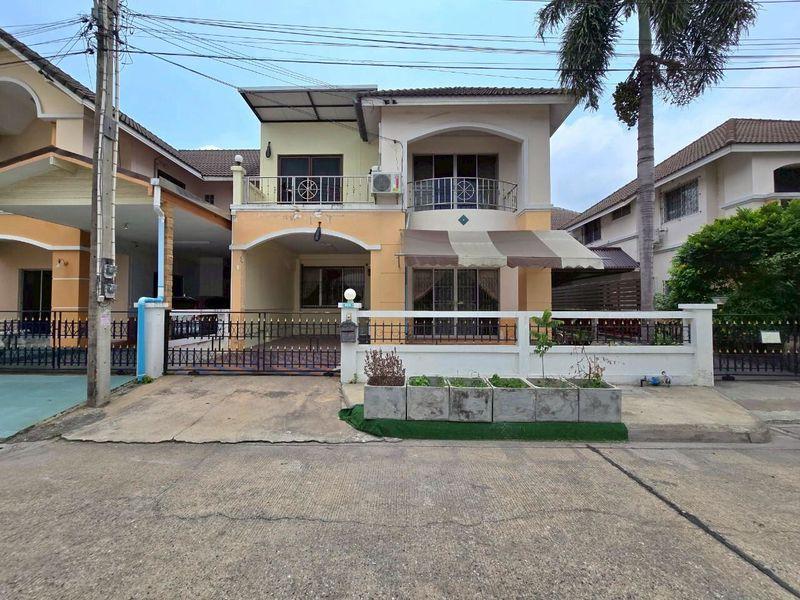 ให้เช่าบ้านเดี่ยว 2 ชั้น ทำเลดี โครงการ : หมู่บ้านณิชาดา