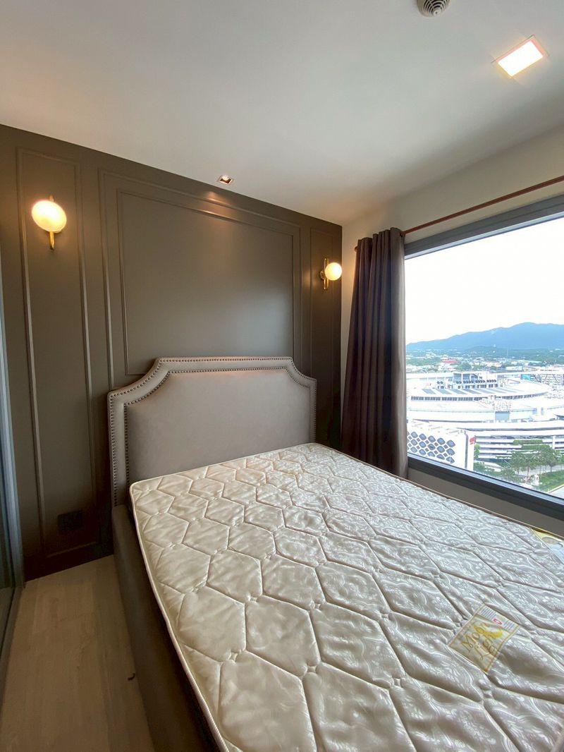 ให้เช่า casalunar mesto condo (คาซาลูนา เมสโต คอนโด)