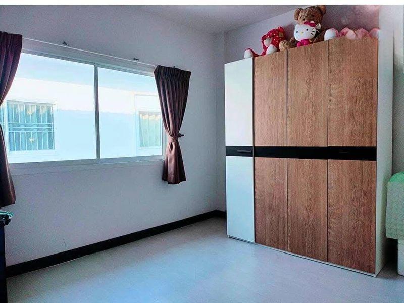 ให้เช่า ทาวน์โฮม 2ชั้น มบ.บางแสนวัลเลย์ ถ.เหลี่ยงหนองมน