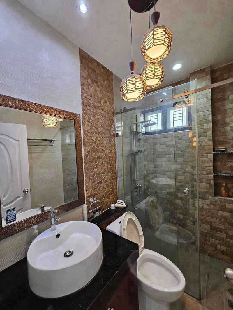 ขายบ้านมือสอง พร้อมเฟอร์นิเจอร์บิ้วท์อิน+แอร์  หมู่บ้าน อนัญญา การ์เด้น ฮิลล์