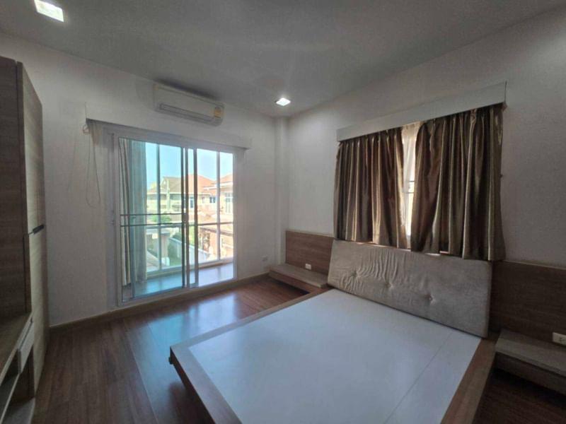 บ้านหรูให้เช่า | หมู่บ้าน แกรนด์มณีรินทร์ สามมุข - บางแสน