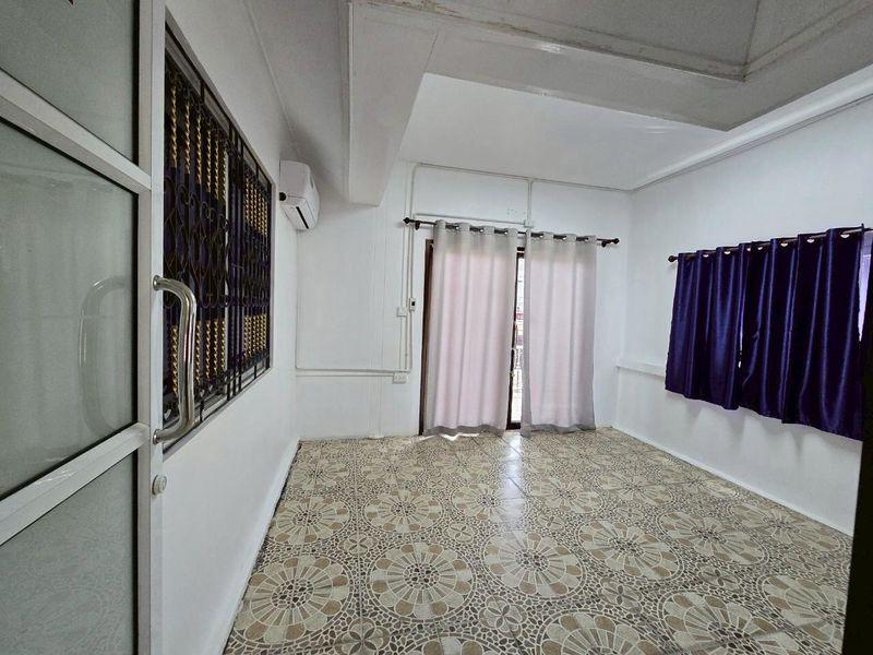 ให้เช่าบ้านเดี่ยว 2 ชั้น ทำเลดี โครงการ : หมู่บ้านณิชาดา