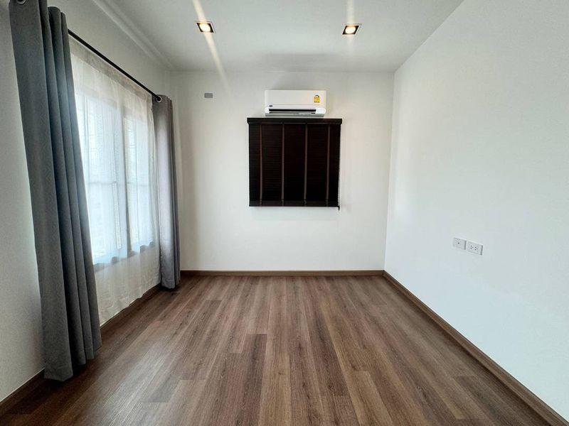 ขายบ้านเดี่ยว 2 ชั้น หมู่บ้าน Maneerin Privacy บางพระ