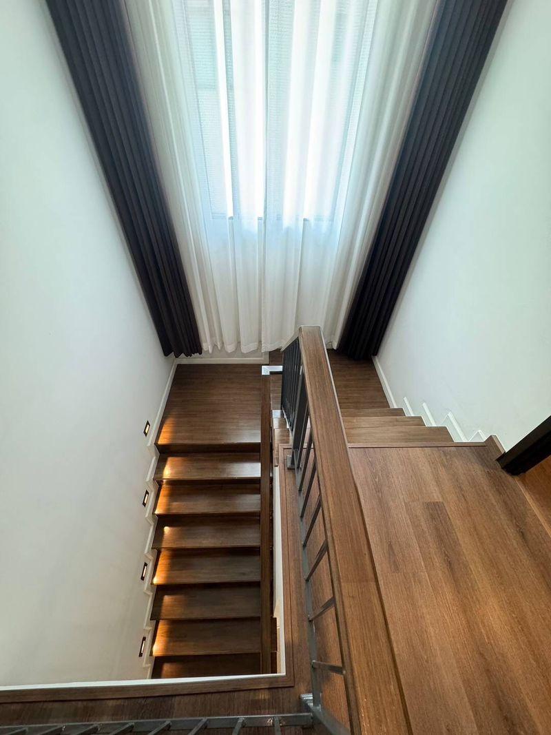 ขายบ้านเดี่ยว 2 ชั้น หมู่บ้าน Maneerin Privacy บางพระ