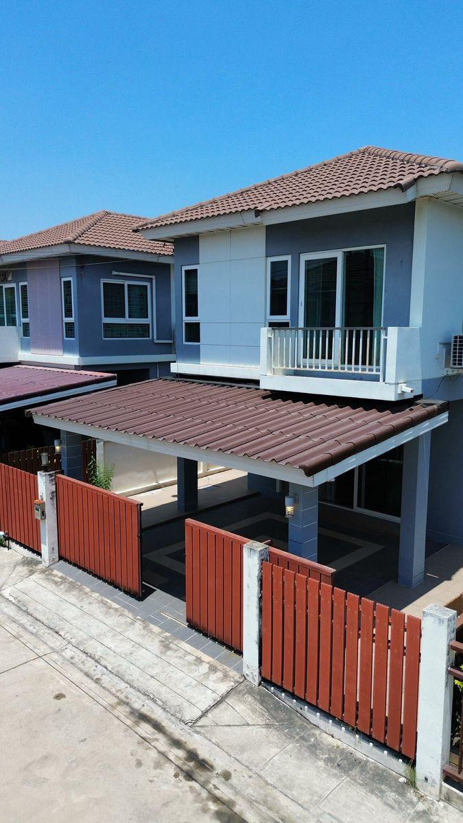 ขายแฝดสไตล์บ้านเดี่ยว หมู่บ้านศุภาลัยวิลล์ ชลบุรี