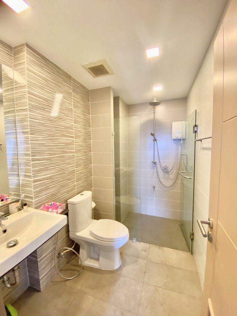 ให้เช่า casalunar mesto condo (คาซาลูนา เมสโต คอนโด)