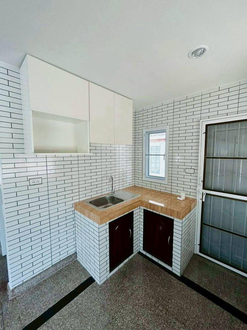 ให้เช่า บ้านเดียวใกล้ J-Park ศรีราชา แปลงหัวมุม เงียบสงบ เป็นส่วนตัว