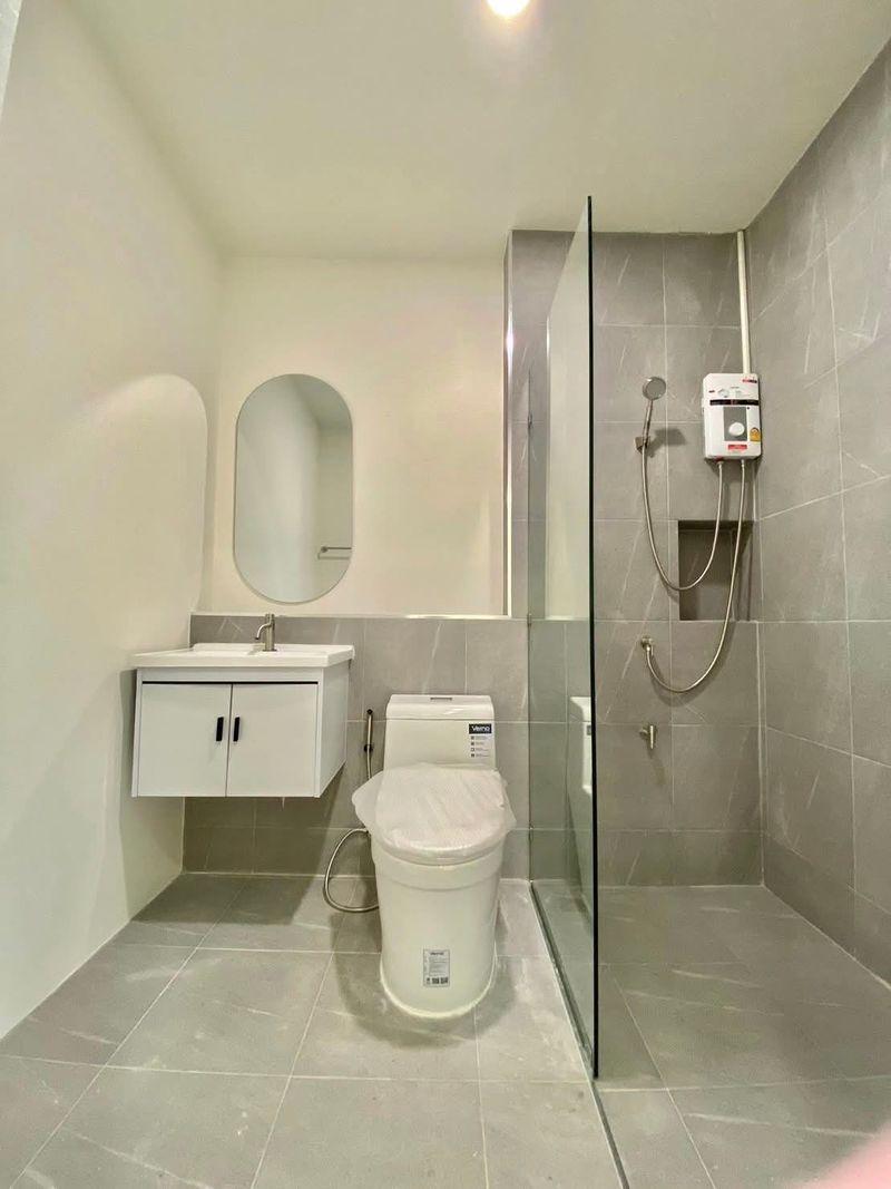 ขายบ้านใจกลางเมืองชลบุรี สไตล์คาเฟ่