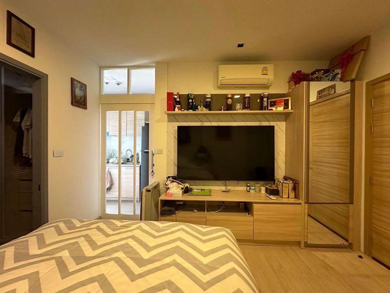 ให้เช่า casalunar mesto condo (คาซาลูนา เมสโต คอนโด)