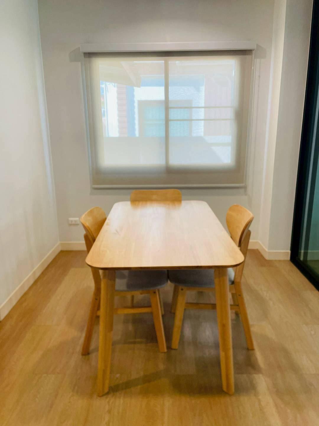 ขายบ้านสวย สภาพนางฟ้า มบ. วี วิลเลจ ( มิตรสัมพันธ์ ) อ่างศิลา-บางแสน