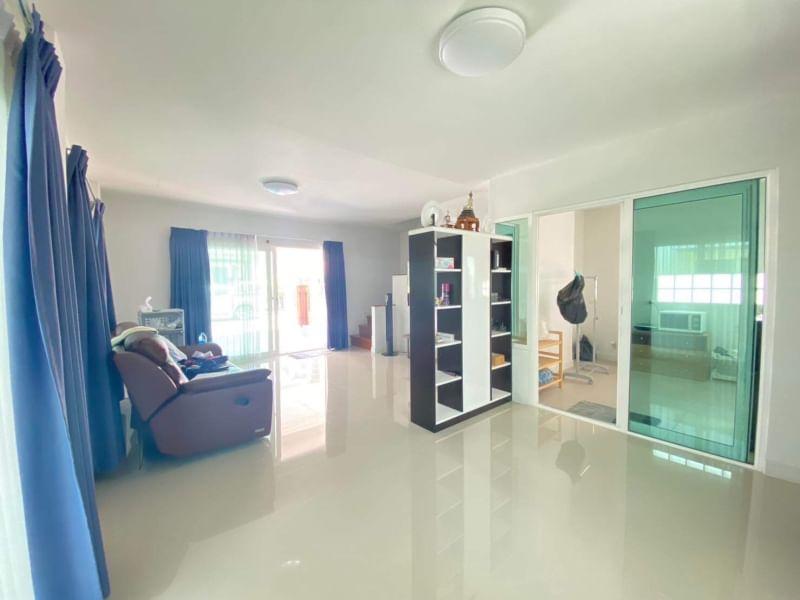 ขายแฝดสไตล์บ้านเดี่ยว หมู่บ้านศุภาลัยวิลล์ ชลบุรี