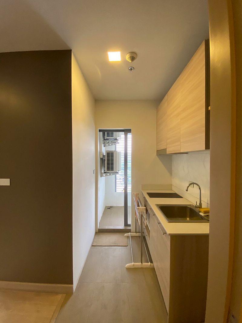 ให้เช่า casalunar mesto condo (คาซาลูนา เมสโต คอนโด)