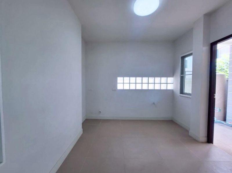 ขายแฝดสไตล์บ้านเดี่ยว หมู่บ้านศุภาลัยวิลล์ ชลบุรี