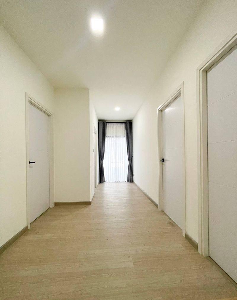 บ้าน สไตล์อังกฤษ ผสมผสามด้วยความทันสมัย  Luxury Home. ศรีราชา-อัสสัมชัญ   พิกัดใกล้เจปาร์ค ศรีราชา