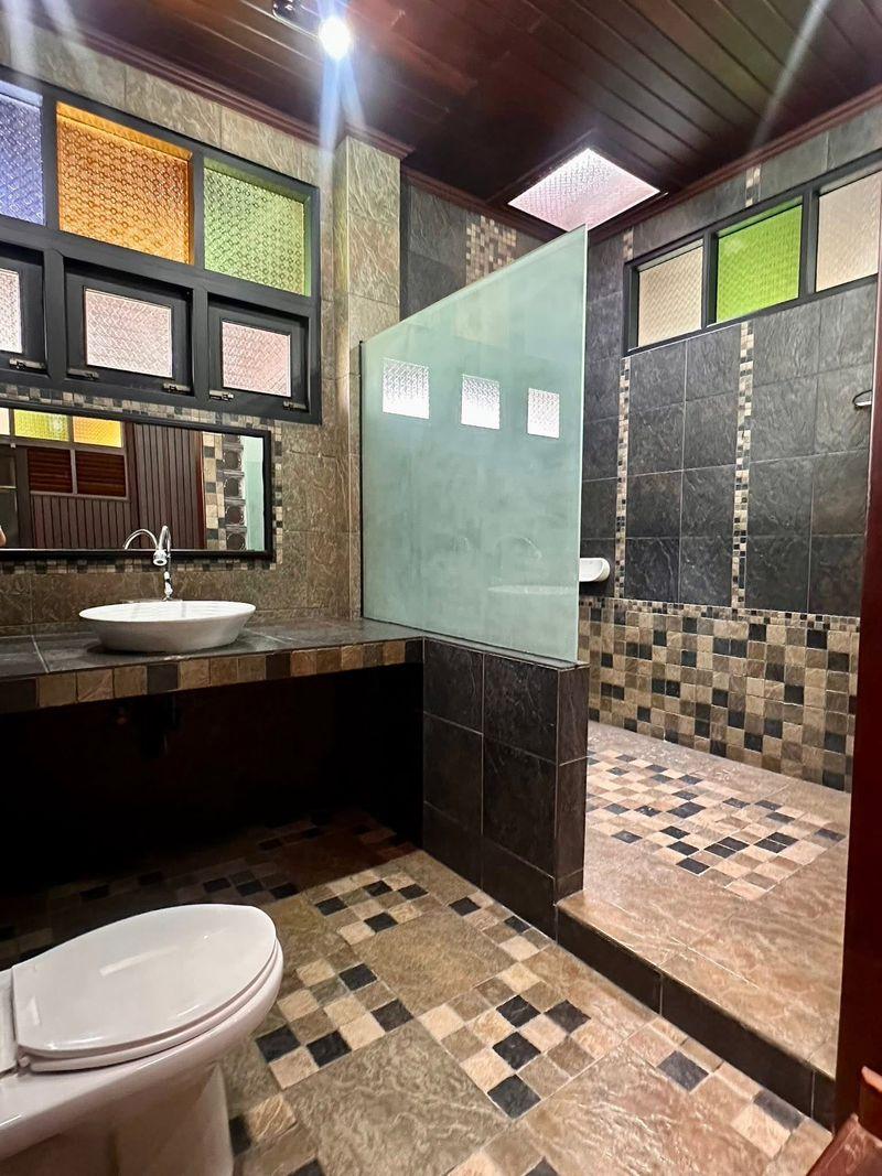 ขายบ้านเดี่ยว หลังใหญ่ ใกล้หาดวอนนภา